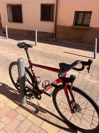 Bicicleta MMR Roja - Cuadro y Rueda Delantera Nuev