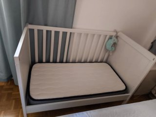 Cuna evolutiva IKEA SUNDVIK + colchón Visco Baby