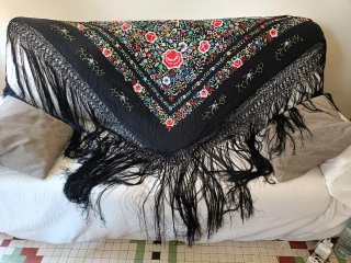 Mantón de Manila Seda Bordado Flores