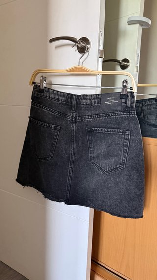 Falda vaquera negra Talla 38