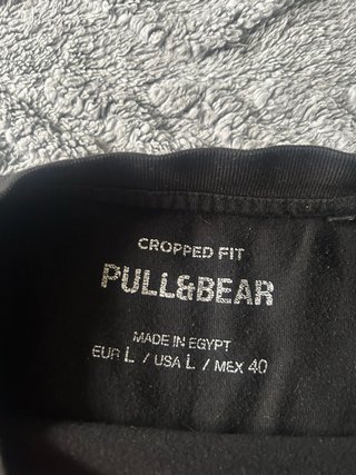 Camiseta Pull&Bear Negra Cropped Talla L