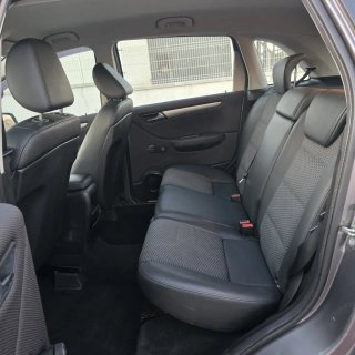 Mercedes-Benz b200 2011