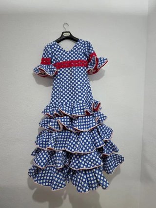 Traje de flamenca azul y rojo