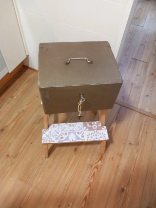 Caja Fuerte Metálica Gris
