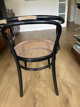 4 Sedie Thonet Vintage in Legno e Rattan Nero