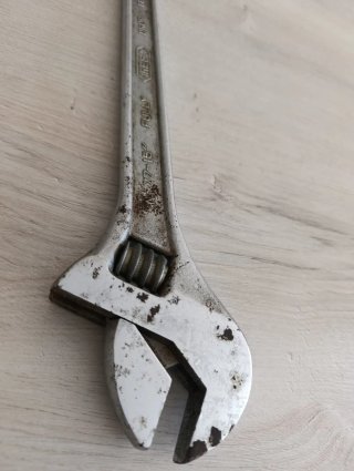 Llave inglesa ajustable 15 IREGA