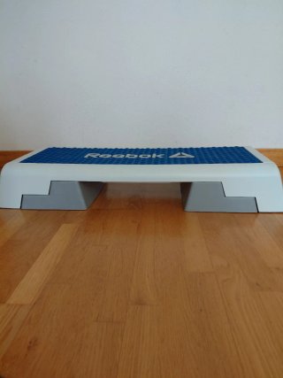 Step Reebok Azul y Blanco