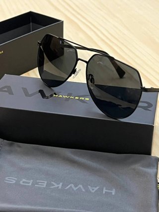 Gafas Hawkers SOMBRA - NEGRO POLARIZADO