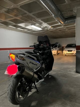 Yamaha T-Max 530
