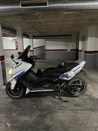Yamaha T-Max 530