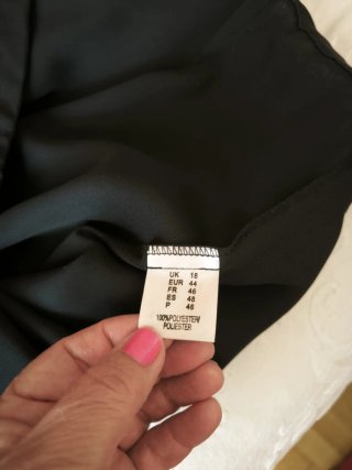 Falda pantalón Gina Bacconi negra gasa