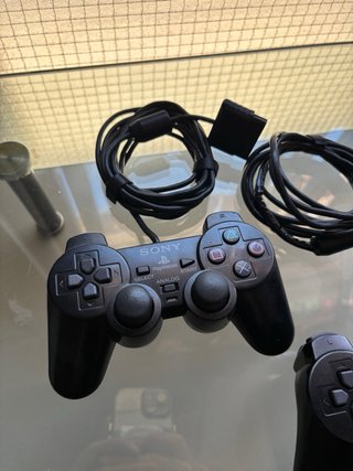 PlayStation 2 Slim + 3 mandos