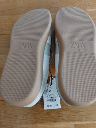 Zapatillas Zara, Talla 39, Blancas y Amarillas.