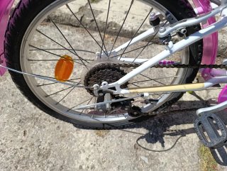 Bicicleta Btwin Misti Girls. Blanco y rosa. 20"