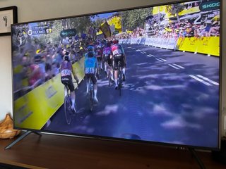 Smart TV Samsung 50 4K UE50TU7105 con fuga de luz