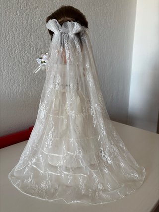 Nancy Novia Muñeca Vestido Blanco