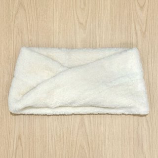 Bufanda de Peluche Blanca