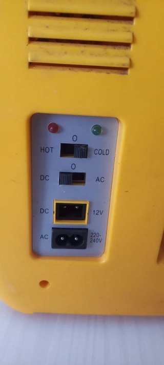 Nevera Portátil Eléctrica 12V/220V