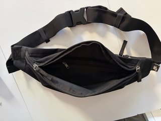 Riñonera Nike Negra