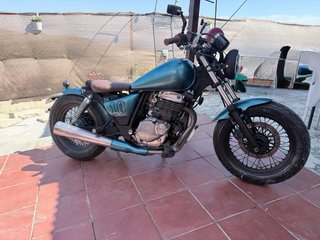 Suzuki Marauder 250cc Custom