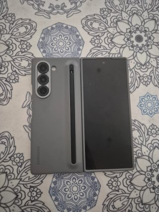Samsung Galaxy Z Fold6 256GB + Cargador + Funda