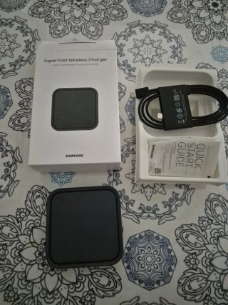 Samsung Galaxy Z Fold6 256GB + Cargador + Funda