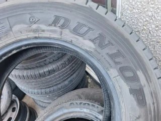 215 75 R17.5 Dunlop - 1 neumático camión
