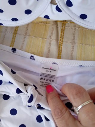 Costume da bagno pois bianco e blu taglia M