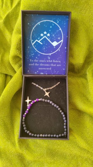 Pulsera minerales inspirada en Acotar