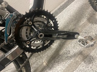 Yeti 575: doble Fox, Oro 24K y Ritchey carbono.