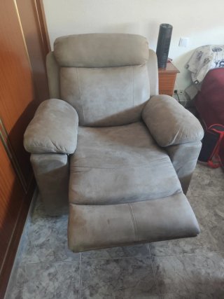 Sillón reclinable manual beige