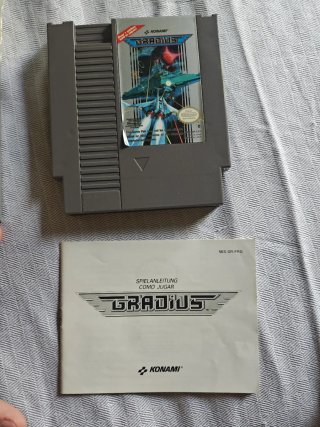 Gradius NES Konami Shoot 'em up