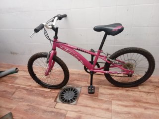 Bici California Monster Infantil Rosa