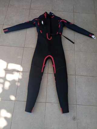 Traje de surf Rip Curl 3/2 talla 14