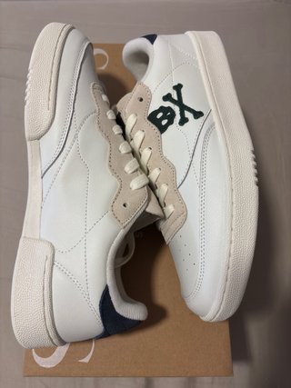 Zapatillas Blancas con Calavera de scalpers