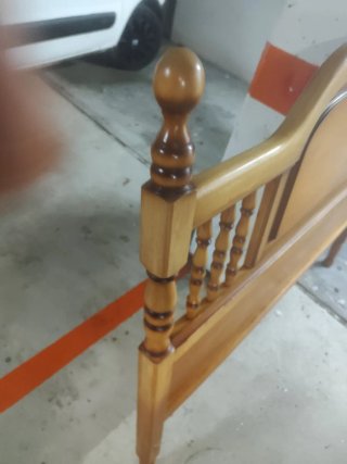 Cama de madera 135