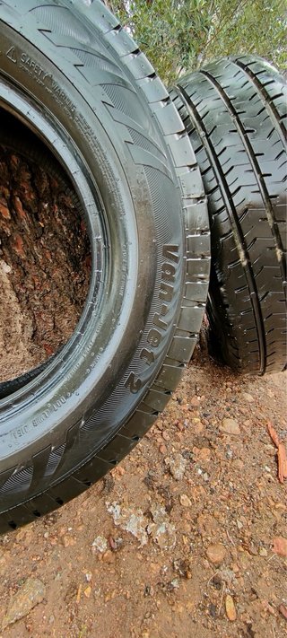 Neumáticos de coche, camion, furgoneta.