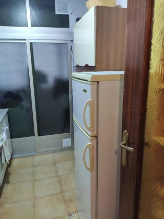 Alquilo piso por habitaciones para estudiantes