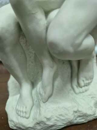 Figura El Beso de Rodin