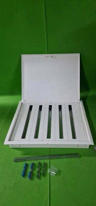 Caja de Distribución Empotrar Metálica