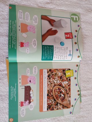 Cuaderno N°4 de Peppa Pig: Hide and Seek