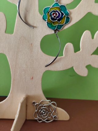 Pendientes flor esmaltada