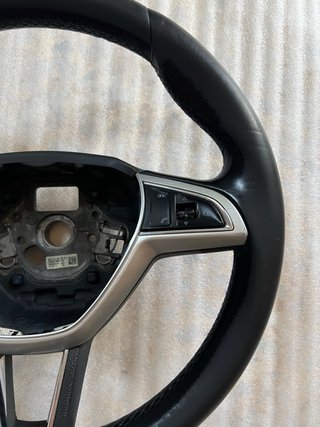 Volante Skoda Rapid 2015