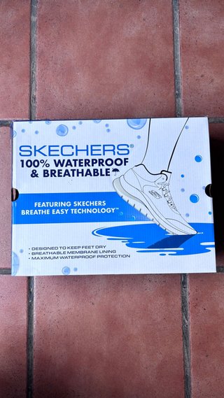 Zapatos Skechers Talla 42 Beige/Marrón