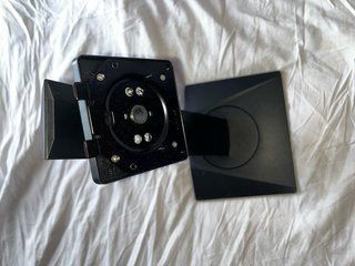 Supporto per monitor MSI nero