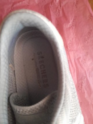 Zapatillas Skechers.