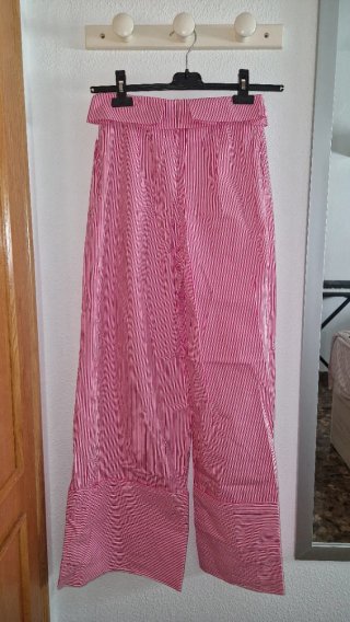 Pantalón largo rayas rosa fucsia y blancas