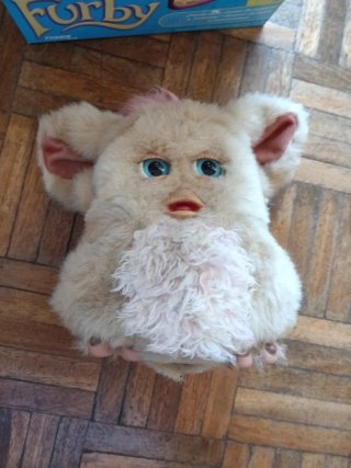 Furby Emoto-Tronic Tu Amigo