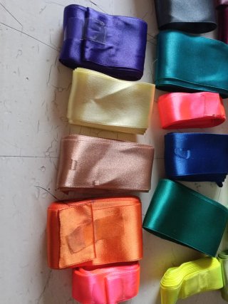 Cintas de raso multicolor para manualidades