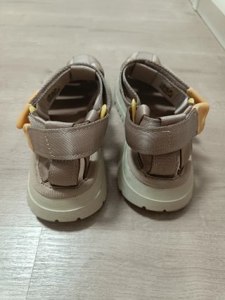 Sandalias Bimba y Lola originales – Muy cómodas